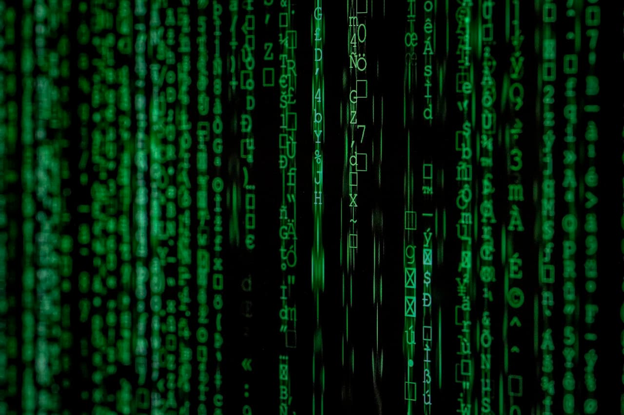 Governança de Dados para IA Corporativa: Como Treinar e Fazer Fine-Tuning sem Violar a LGPD
