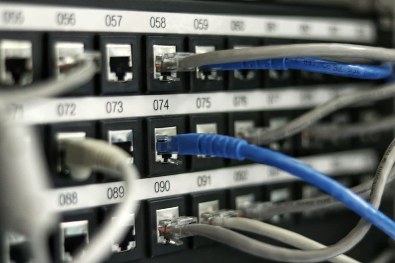 Tailscale vs WireGuard Puro vs OpenVPN: Qual a Melhor Solução de VPN em 2026?